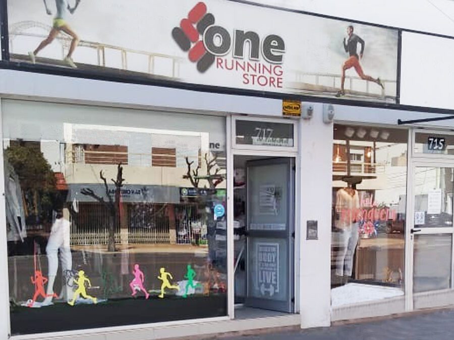 ONE RUNNING STORE